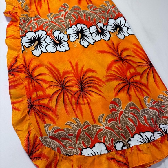 Two Piece Tropical Sarong and Top Set - Picture 4 of 5